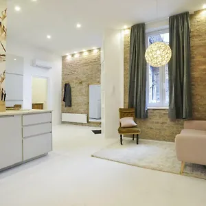  Apartman Golden Leaf Magyarország
